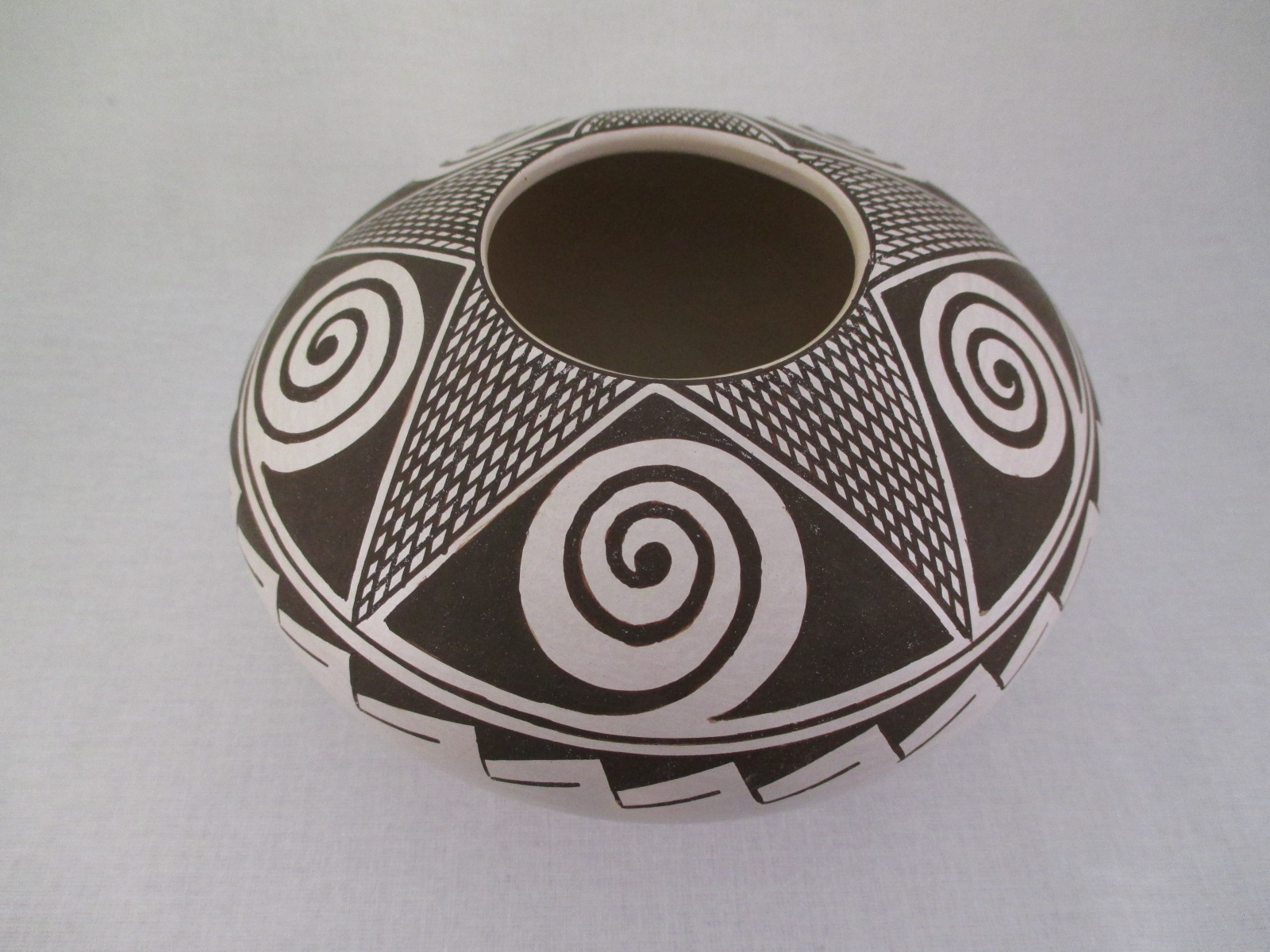 Hopi Pottery by Amber Naha