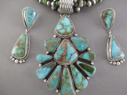Royston Turquoise Necklace & Earring Set by LaRose Ganadonegro