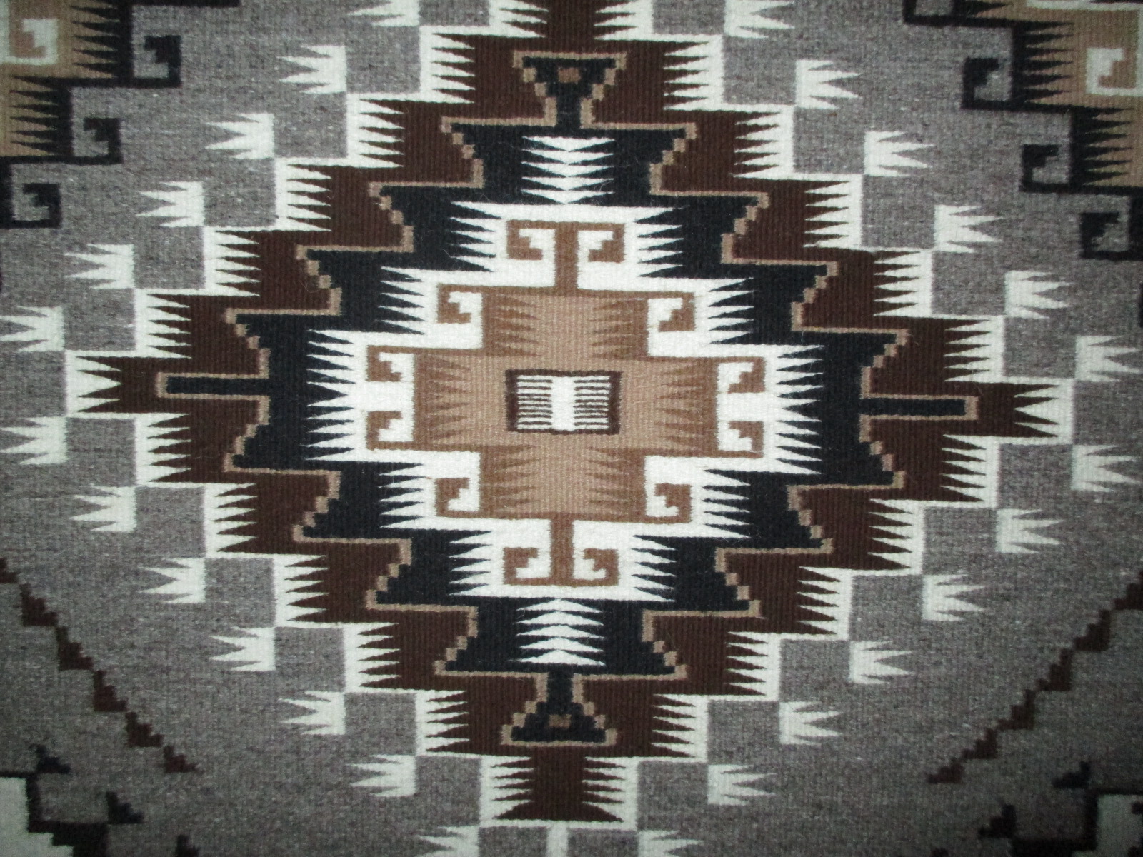 Two Grey Hills Rug by Marie Begay – Medium Size Navajo Rug