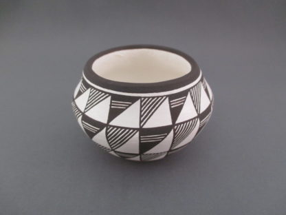 Marilyn Ray Miniature Acoma Pottery Jar