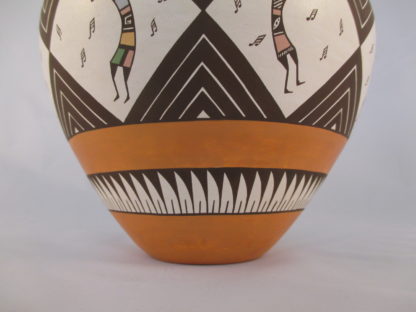 Pottery Jar with Kokopelli design by Daniel Lucario – Acoma Pueblo