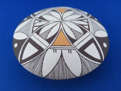 Smaller Acoma Seed Pot Pottery by Shaylene Chino
