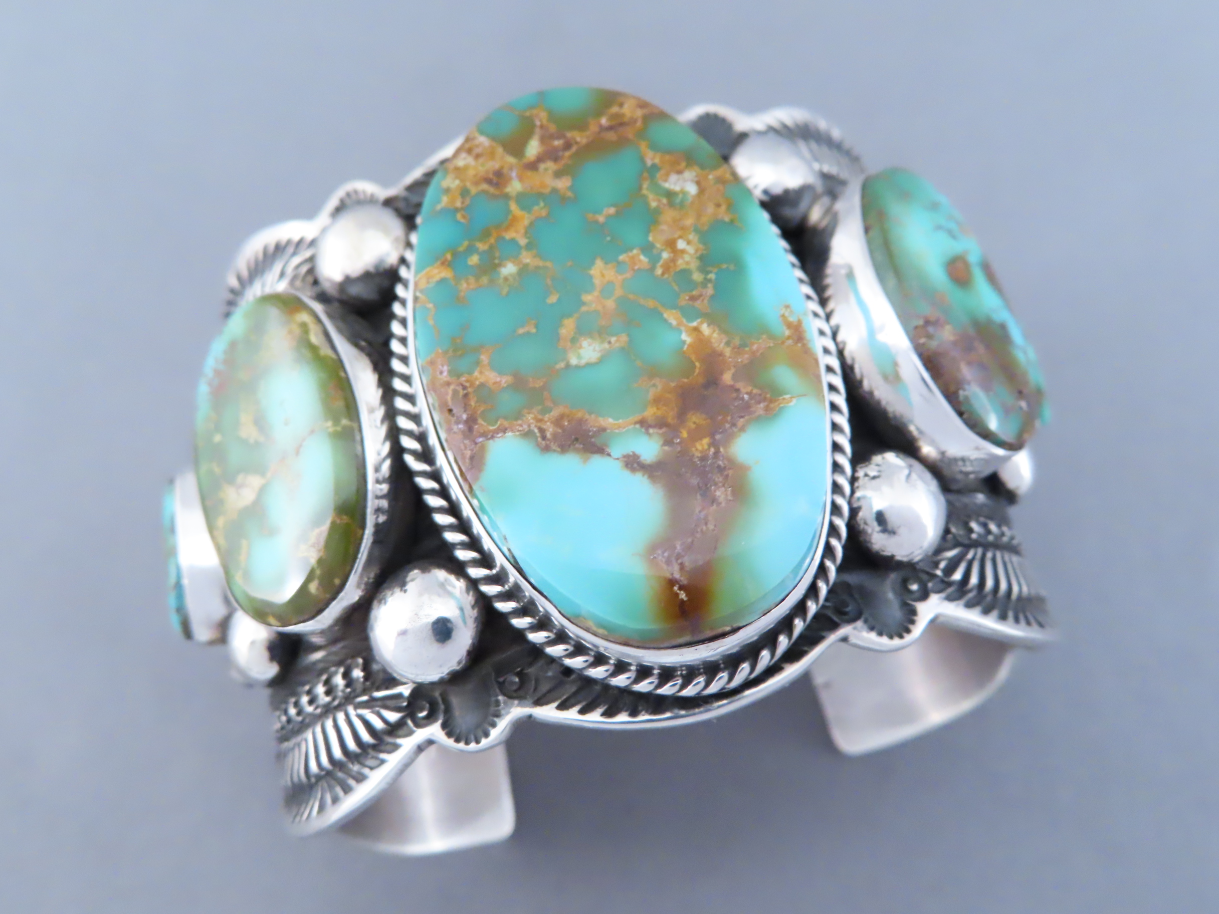 IMPRESSIVE Royston Turquoise Cuff Bracelet