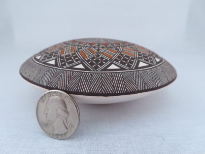 Rebecca Lucario Fine-Line Acoma Seed Pot
