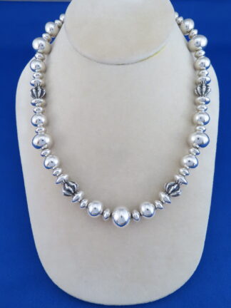 Bryan Joe Sterling Silver Bead Necklace (18″)