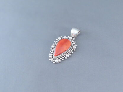 Artie Yellowhorse Spiny Oyster Shell Pendant