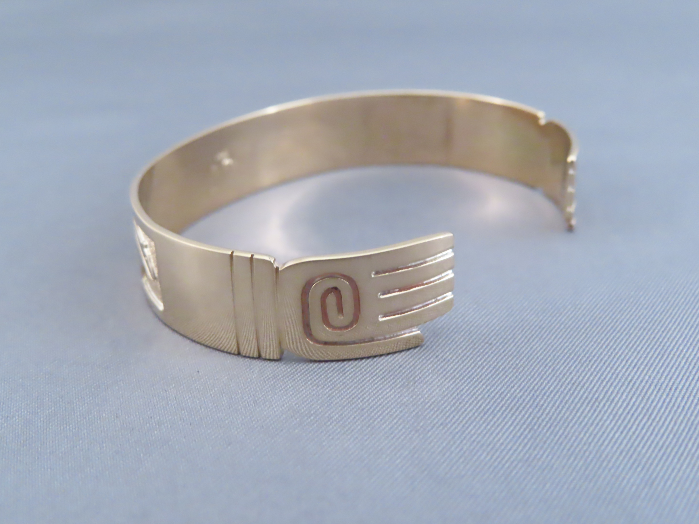 14kt Gold Teton Bracelet – by Robert Taylor