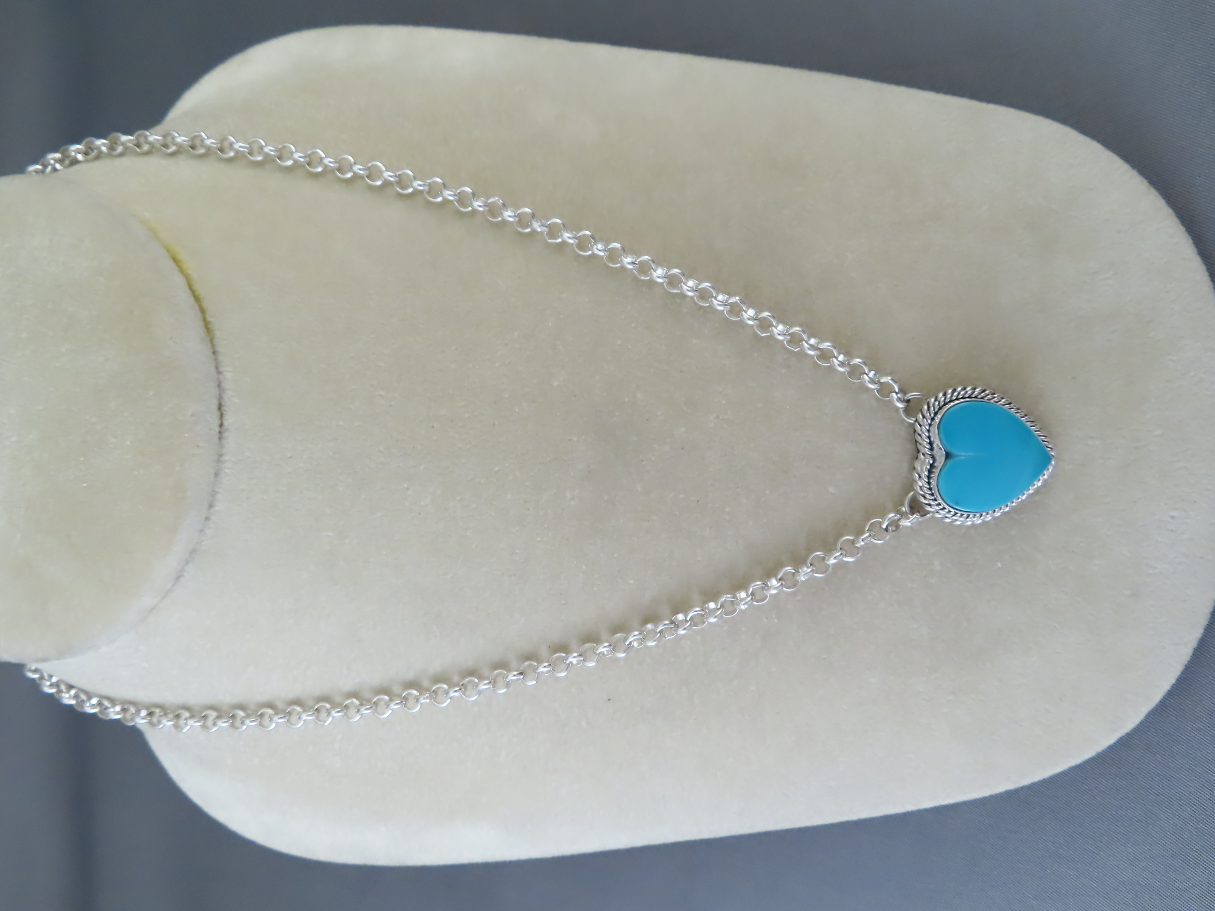 Turquoise Pendant Necklace by Artie Yellowhorse – HEART