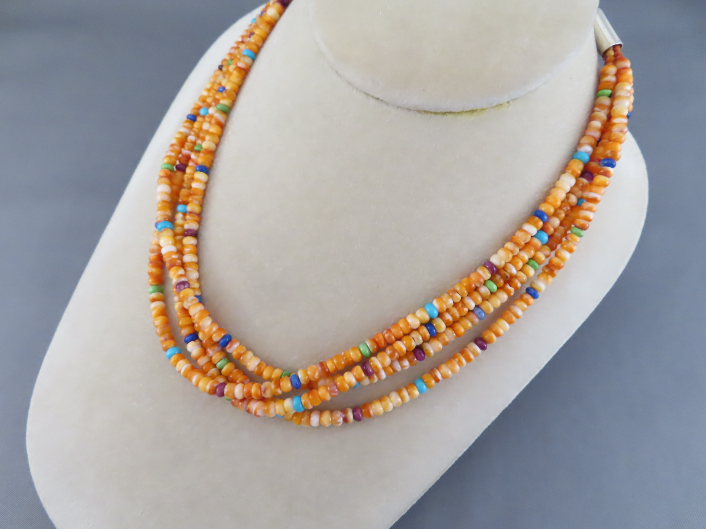 Spiny Oyster Shell Necklace by Desiree Yellowhorse