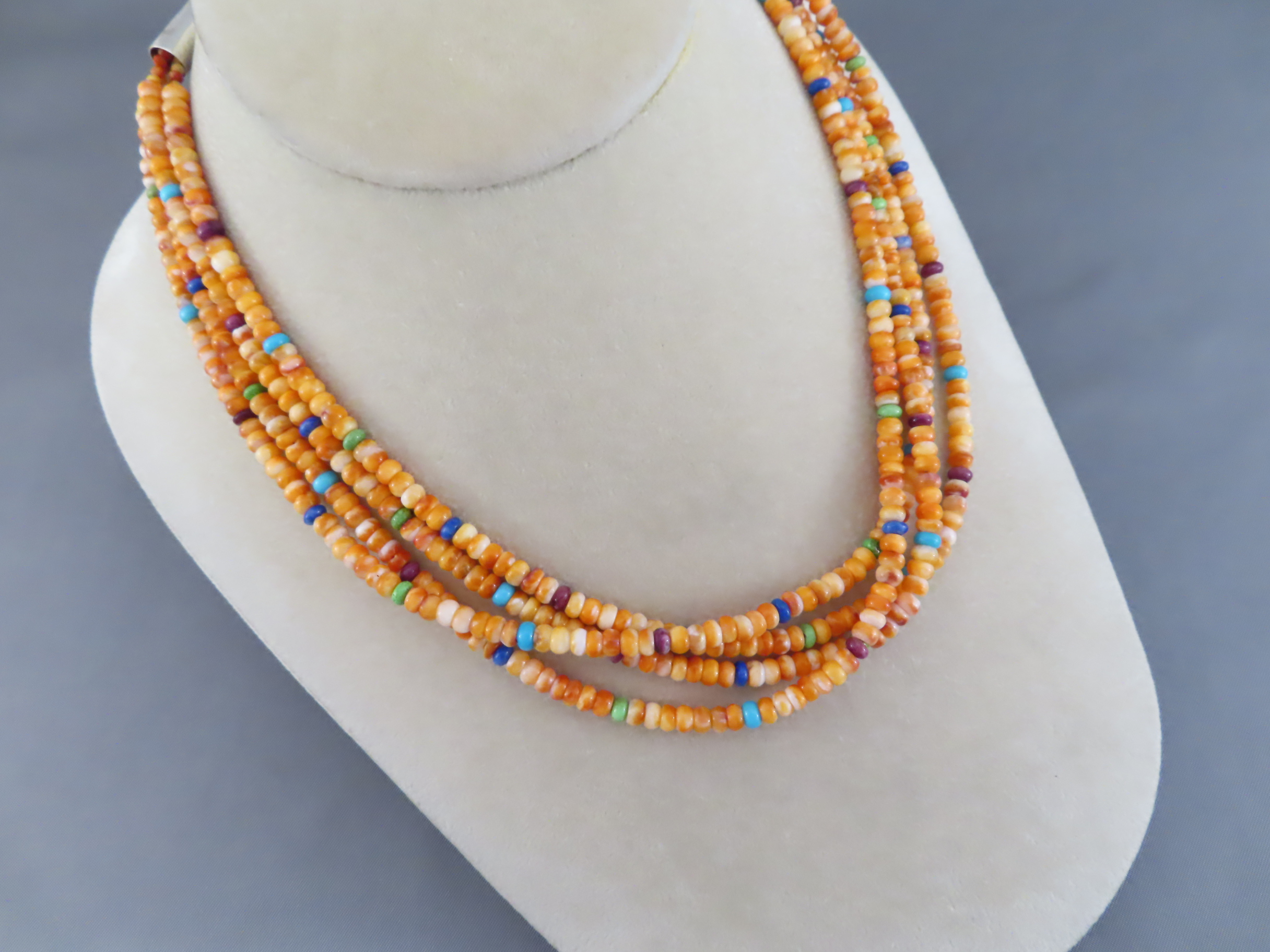 Spiny Oyster Shell Necklace by Desiree Yellowhorse