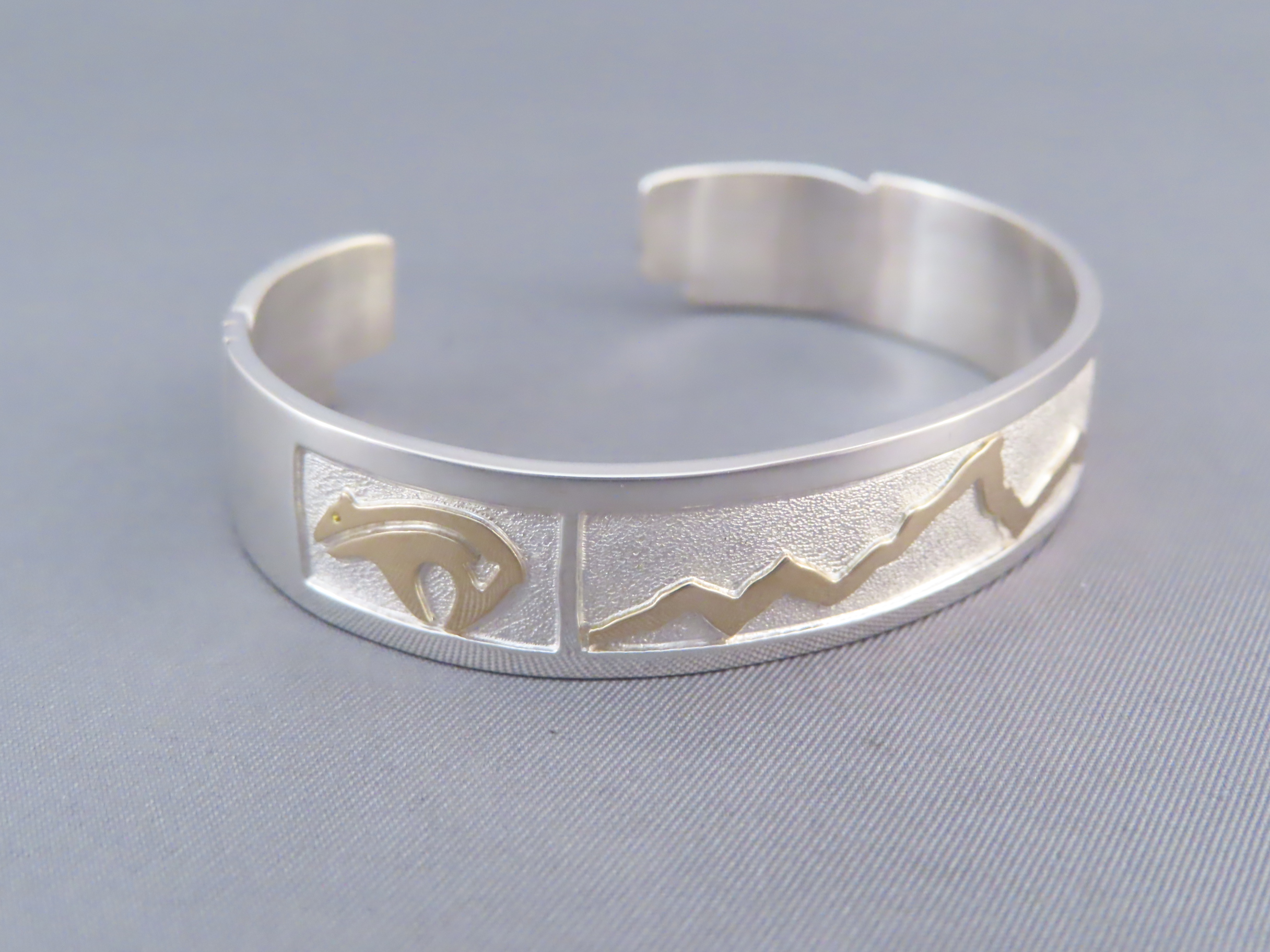Teton Bracelet – Silver Bracelet with Gold Tetons