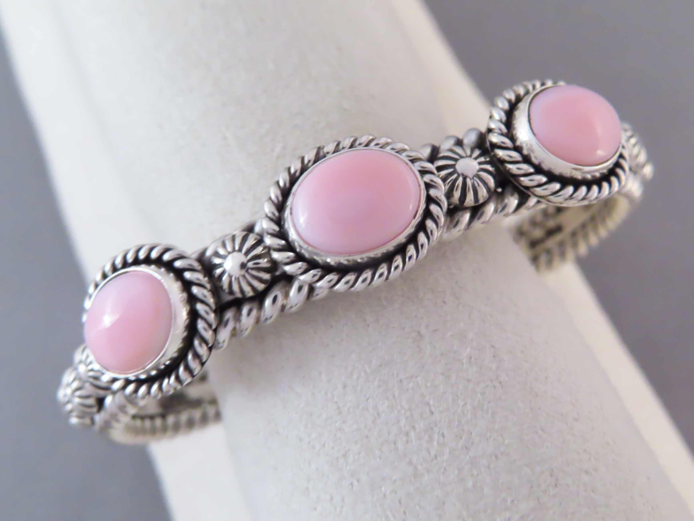 Fine Native American Arts & Jewelry | Native Jewelry Jackson Hole